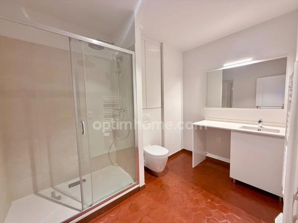 Studio rénové en plein cœur du centre-ville de GRASSE