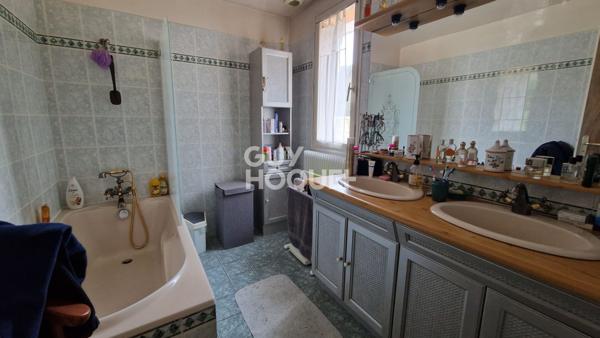 Maison Le Coudray 6 pièce(s) 135 m2