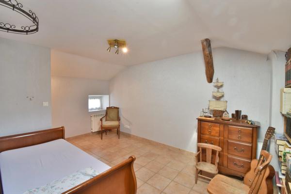 Maison en pierre de caractère avec dépendances et grange – Saint-Antoine-de-Ficalba (47)