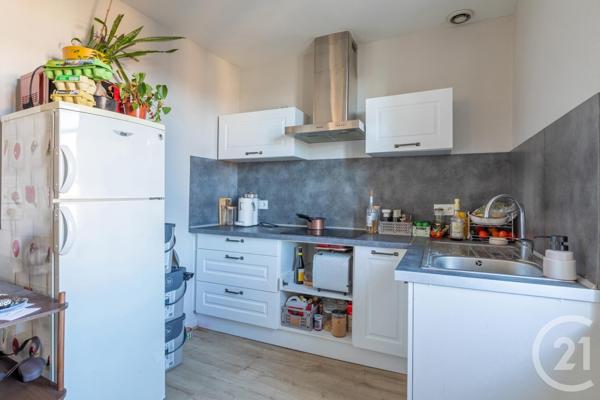 Appartement T3 à vendre  3 pièces - 53 m2 LESCURE D ALBIGEOIS - 81