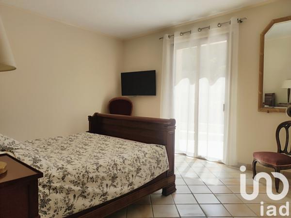 Maison traditionnelle 5 pièces de 178 m² à La Valette-du-Var (83160)