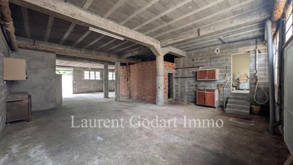 Maison de village avec jardin et garage de 160m²