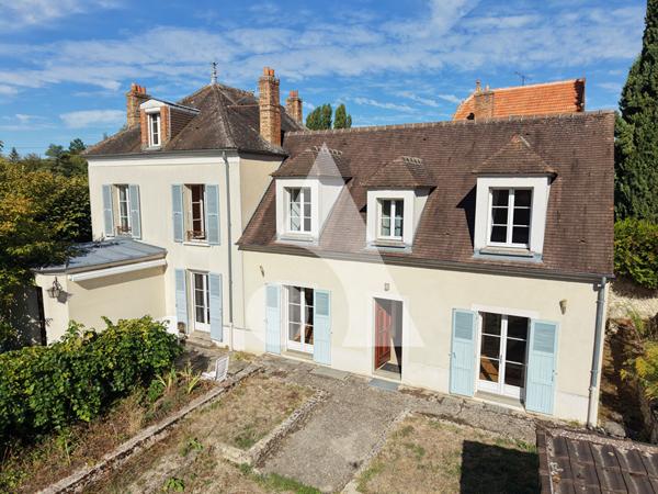 Maison 9 pièces 204 m2