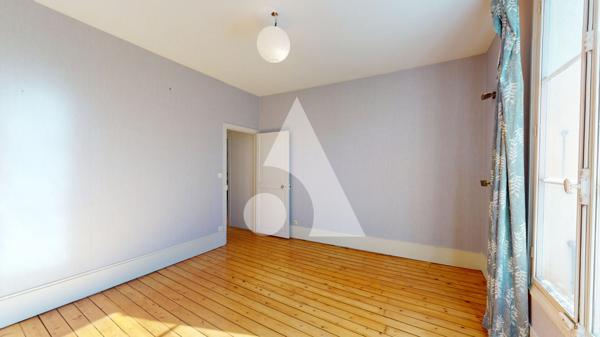 Maison 9 pièces 204 m2