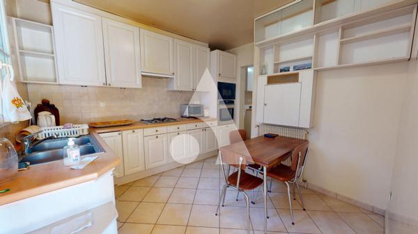 Maison 9 pièces 204 m2