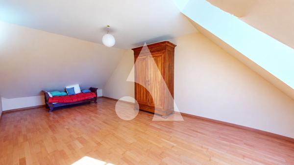 Maison 9 pièces 204 m2