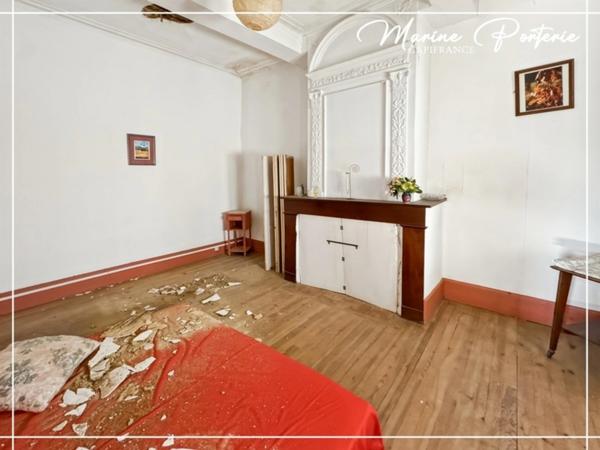 Maison de maître à révéler au cœur de Jegun – charme, volumes et cachet exceptionnel