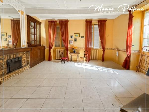 Maison de maître à révéler au cœur de Jegun – charme, volumes et cachet exceptionnel