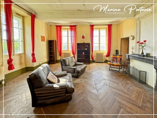 Maison de maître à révéler au cœur de Jegun – charme, volumes et cachet exceptionnel