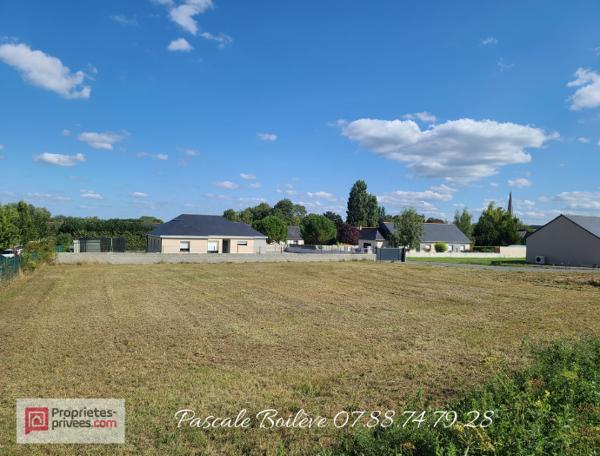 Terrain à bâtir viabilisé - 729 m² - VERNANTES - 15 MIN DE SAUMUR