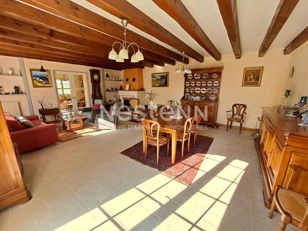 Maison 5 chambres située à Fontenay Le Comte avec parc, piscine et pool house