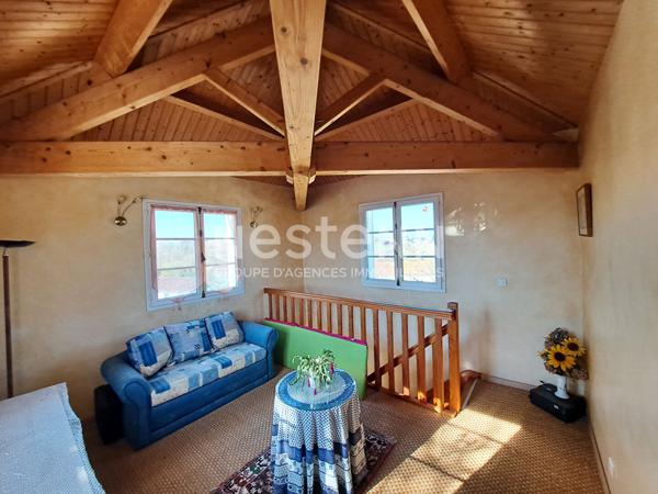 Maison 5 chambres située à Fontenay Le Comte avec parc, piscine et pool house