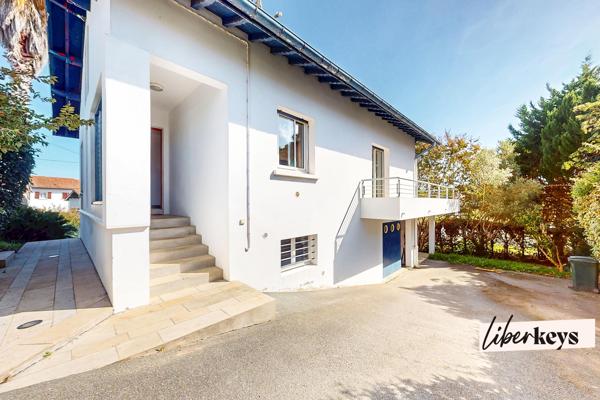 Maison de ville T4 135 m² habitable avec jardin et garage