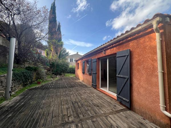 Toulon Est Maison de 90 m² avec 3 chambres et une Terrasse 50 m²