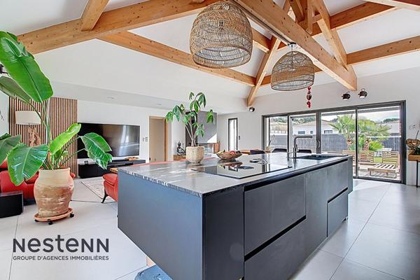 Maison contemporaine T5 d'exception de 2022 dans un environnement privilégié.