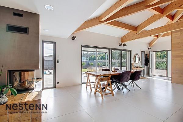 Maison contemporaine T5 d'exception de 2022 dans un environnement privilégié.