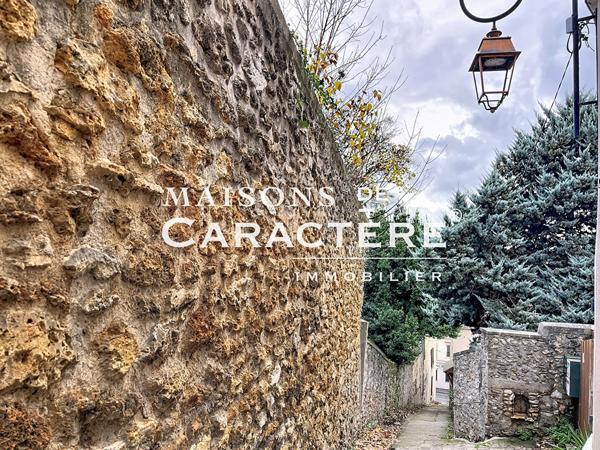 A louer Maison atypique & Jardin à la revisite « Italienne » + studio indépendant