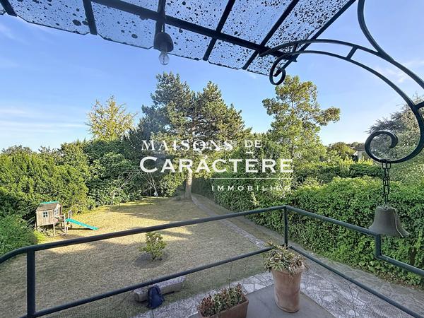 Maison d’époque au jardin extraordinaire de 1400m2 au coeur de ville