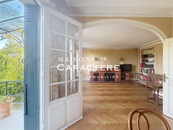Maison d’époque au jardin extraordinaire de 1400m2 au coeur de ville