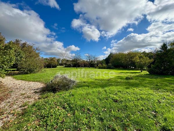 Maison à vendre 4 pièces 101 m² proche de AIGREFEUILLE D'AUNIS (17)