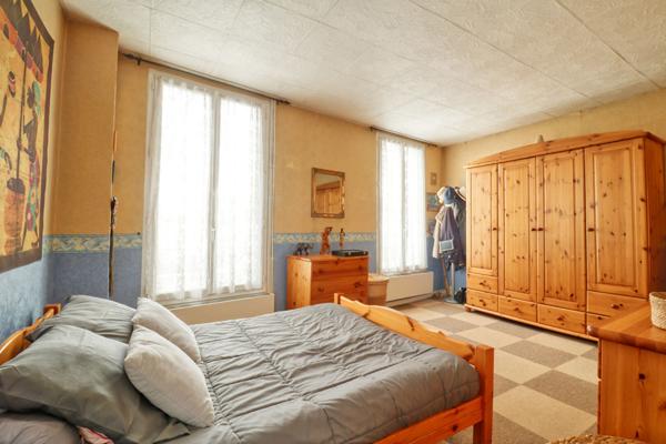 Maison de ville à Antony 5 pièces 117 m2 - Dépendance - jardin - Garage