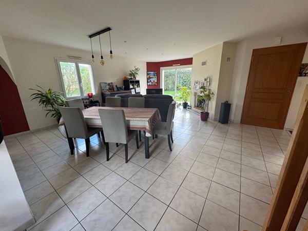Vente Maison contemporaine, 4 chambres, et 4000m² de terrain - Campagne Pledeliac