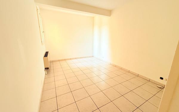 Appartement à vendre    3 pièces •  Muret