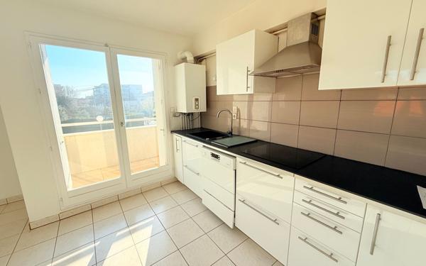 Appartement à vendre    3 pièces •  Muret