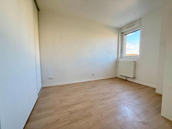 A VENDRE : T4 à LILLE • Jardin des plantes • 252 000 € FAI • Réf. 2074