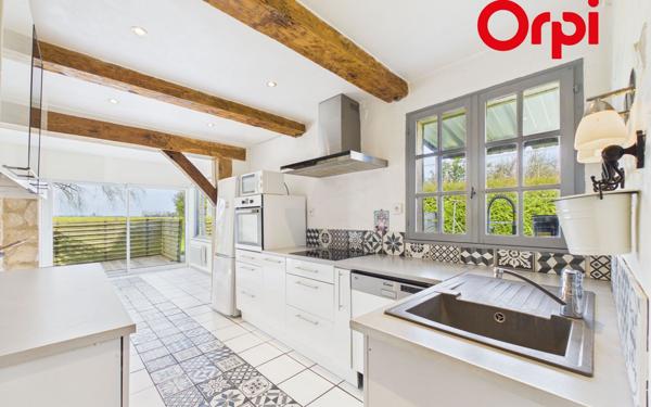 Maison à vendre    4 pièces •  Bernay