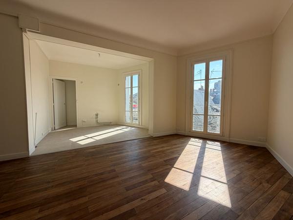 ANGERS HYPER CENTRE - APPARTEMENT HAUSSMANNIEN , Angers