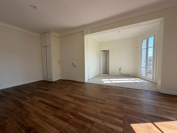 ANGERS HYPER CENTRE - APPARTEMENT HAUSSMANNIEN , Angers