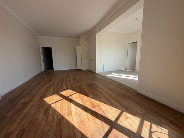 ANGERS HYPER CENTRE - APPARTEMENT HAUSSMANNIEN , Angers