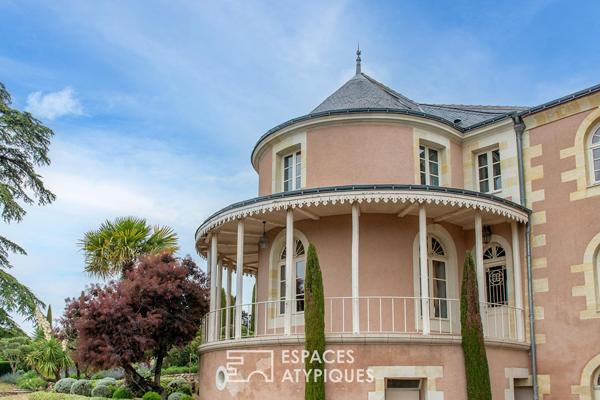 Propriété d’exception au sein d’un ancien moulin et de son vignoble bio avec vue
