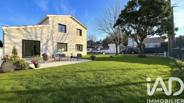 Maison à vendre 7 pièces 149 m² Pessac