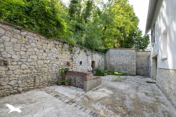 Maison à vendre |  Champagne-sur-Oise |  8 pièces | 216 m²