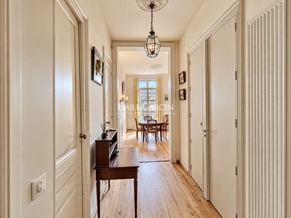 À vendre - Appartement bourgeois - Bordeaux Saint Seurin - cave et parking