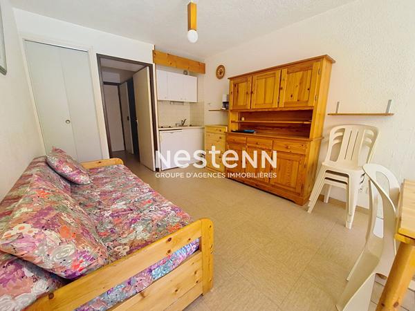 À 400 m de la plage : Studio cabine avec piscine à seulement 80 000 € !