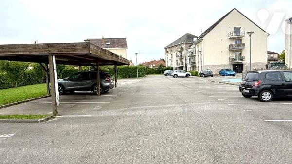 À vendre ? Appartement T3 lumineux avec balcon à Wambrechies

Situé dans un secteur recherché...