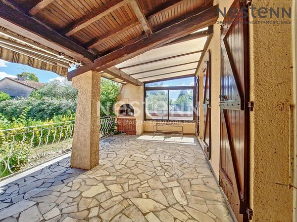 Volumes, lumière et potentiel ! Maison 4 chambres sur 800 m² de terrain