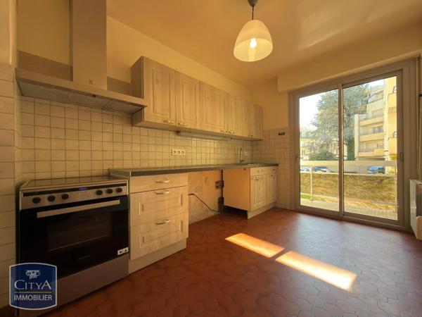 Appartement à louer 4 pièces 77.85m² Brive-la-Gaillarde (19100)