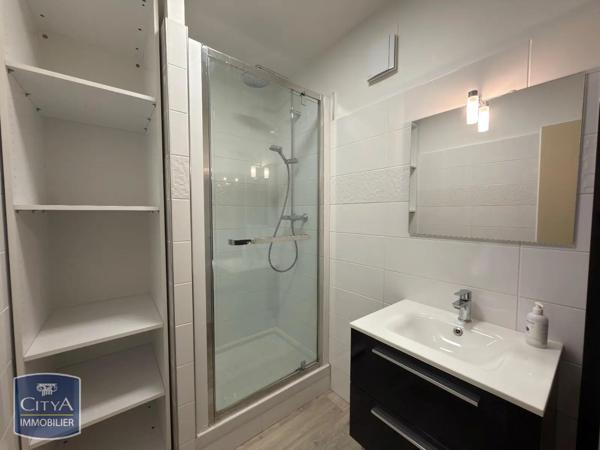Appartement à louer 4 pièces 77.85m² Brive-la-Gaillarde (19100)