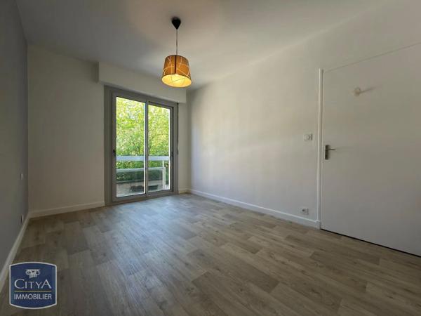 Appartement à louer 4 pièces 77.85m² Brive-la-Gaillarde (19100)