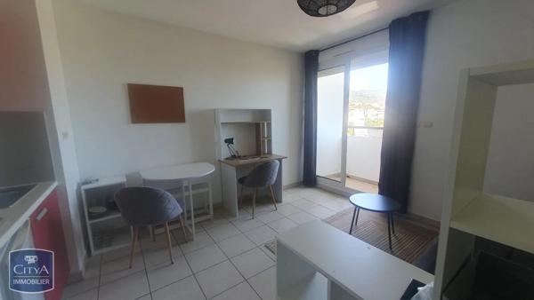 Appartement à louer 1 pièce 21.95m² Saint-Denis (97490)