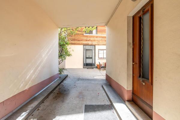 RER A, 2 maisons ou maison et dépendance, avec accès indépendants