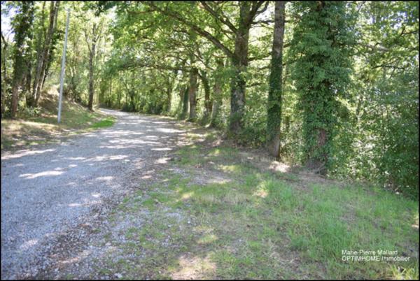 Jolie maison de famille située sur les hauteurs d'Aubusson.