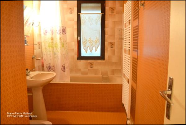 Jolie maison de famille située sur les hauteurs d'Aubusson.