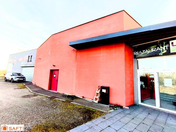 Murs commerciaux d'un établissement exceptionnel à reprendre, comprenant restaurant, cuisine et autres espace