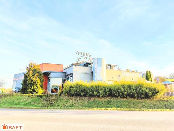 Murs commerciaux d'un établissement exceptionnel à reprendre, comprenant restaurant, cuisine et autres espace