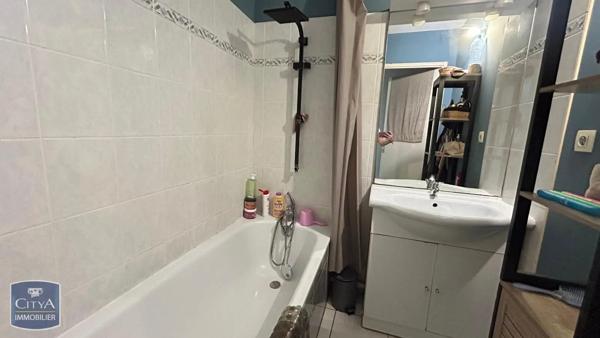 Appartement à louer 3 pièces 54.5m² Auch (32000)